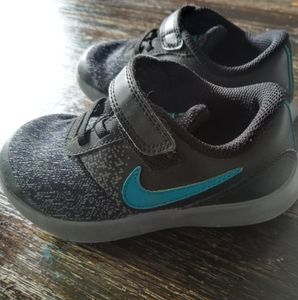 Boys 9c toddler nike